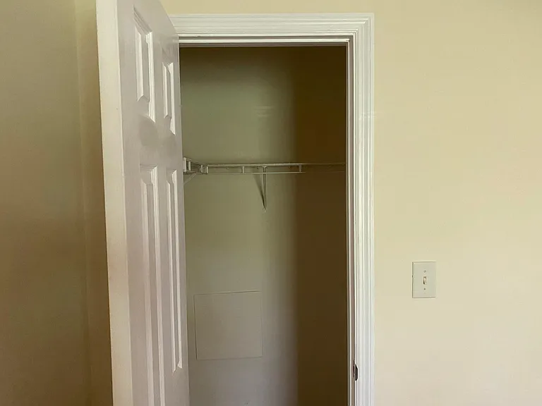 1850 Cedar Shoals Dr #D2 — Photo 1