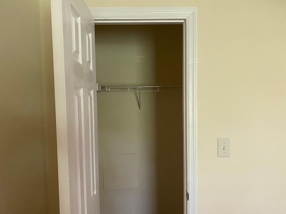 1st image of 1850 Cedar Shoals Dr APT D2