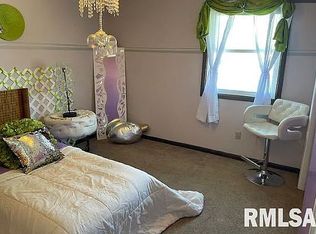 255 S Durkin Dr APT 10, Springfield, IL 62704