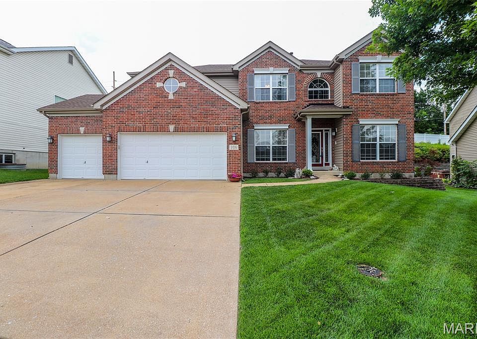 1st image of 108 Woodside Ct