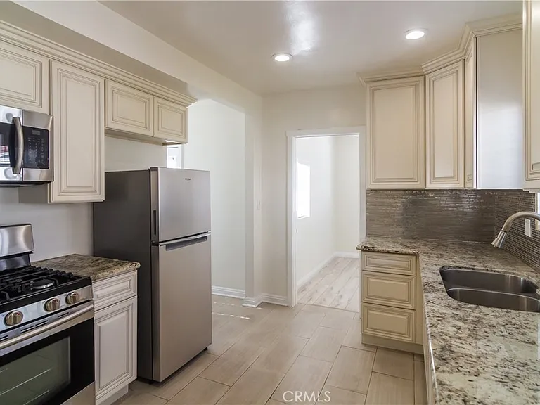 6655 Ben Ave — Photo 10