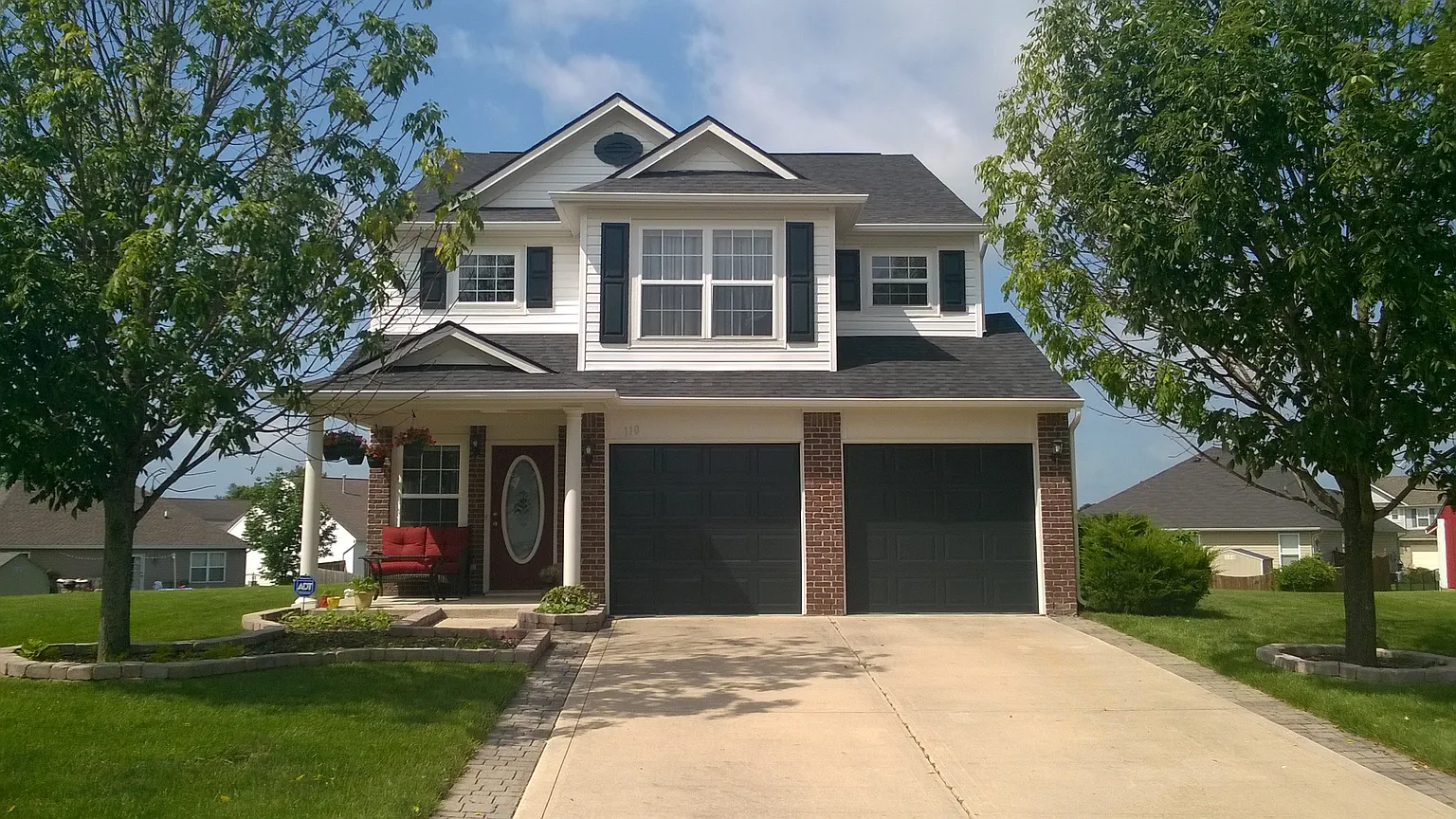110 Lee Ct photo 1