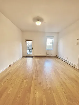 Rented by CMV Realty Inc. | media 25