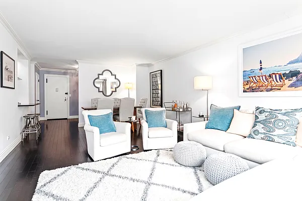 Sold by Douglas Elliman | media 14