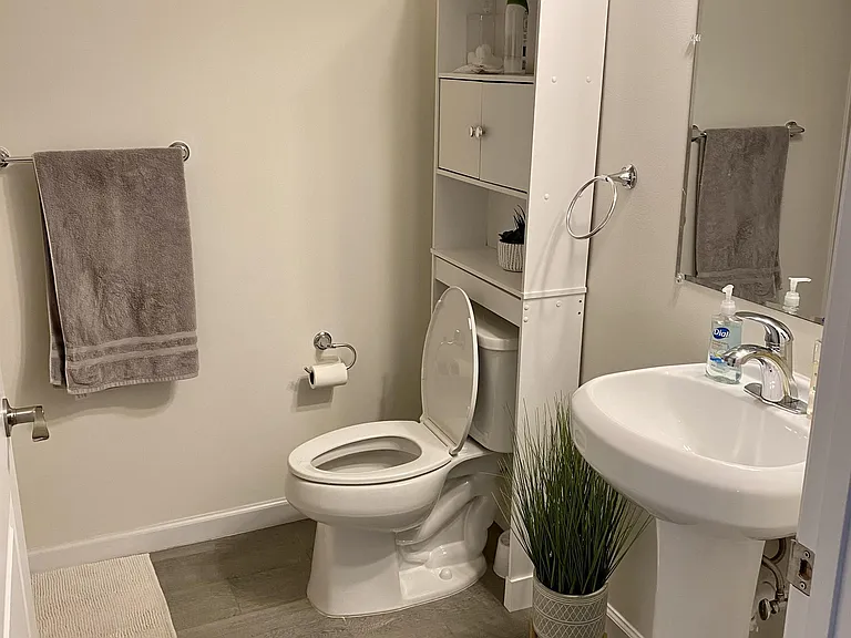 6 Riverside Dr — Photo 9