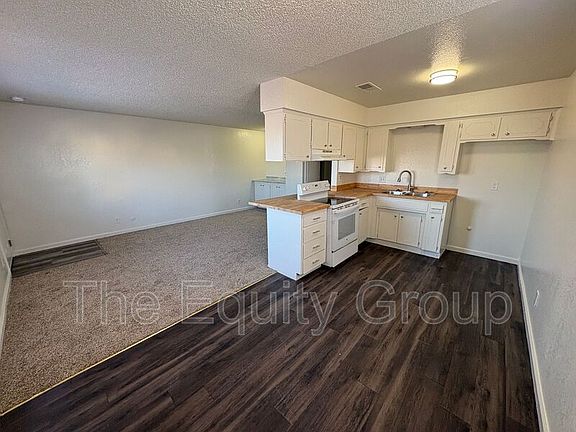 3rd image of 1017 W Goshen Ave APT E