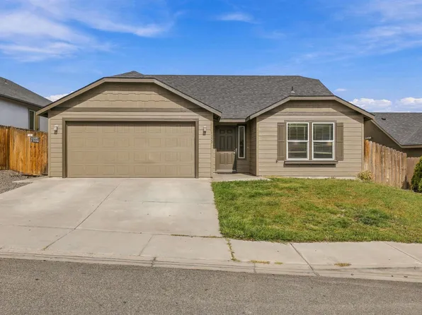 9358 W 8th Pl, Kennewick, WA 99336
