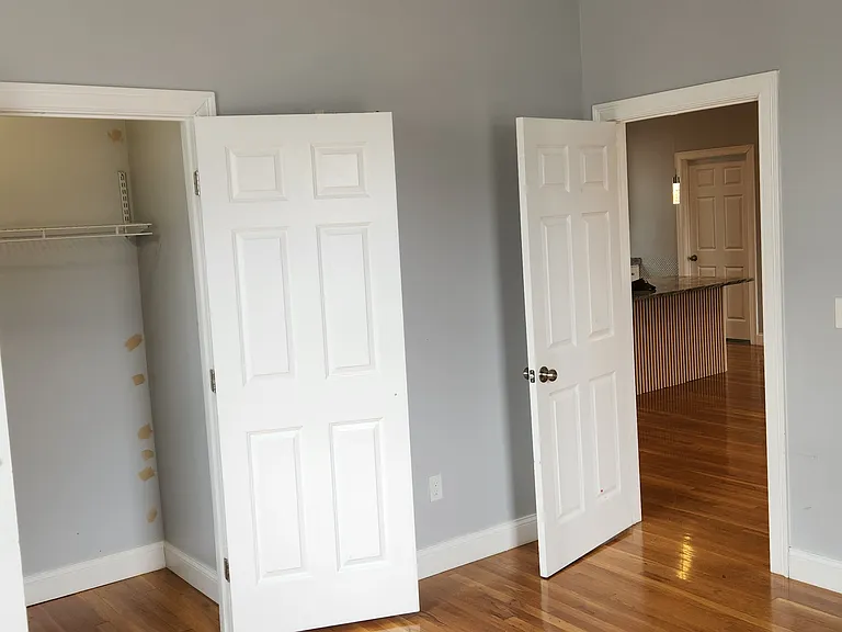 384 3rd St #2 — Photo 9