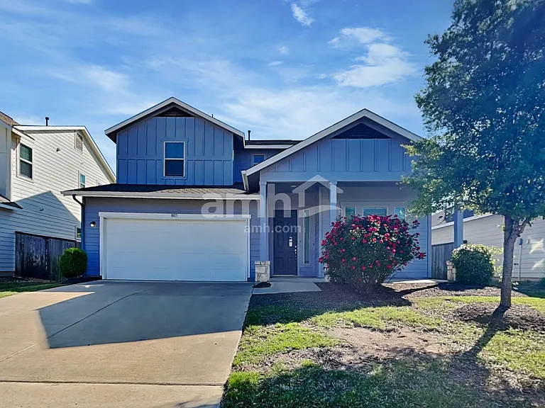 8013 Turnberry Ln — Photo 1