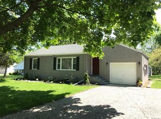 43970 Elizabeth Rd, Clinton Township, MI 48036