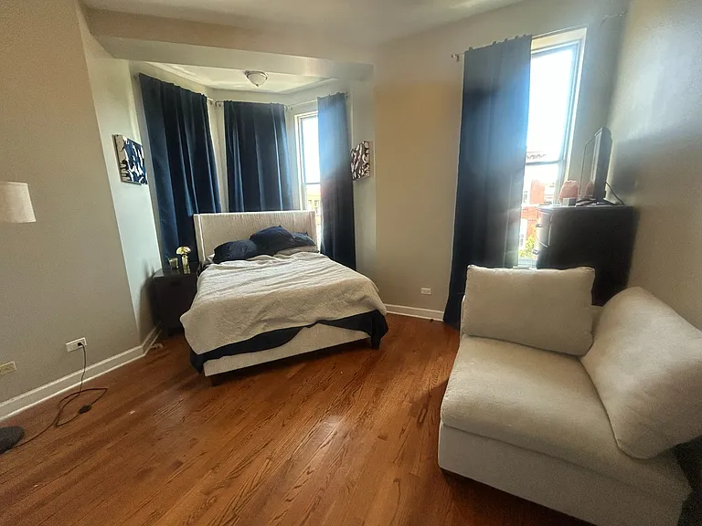 1058 N Damen Ave #3F — Photo 7