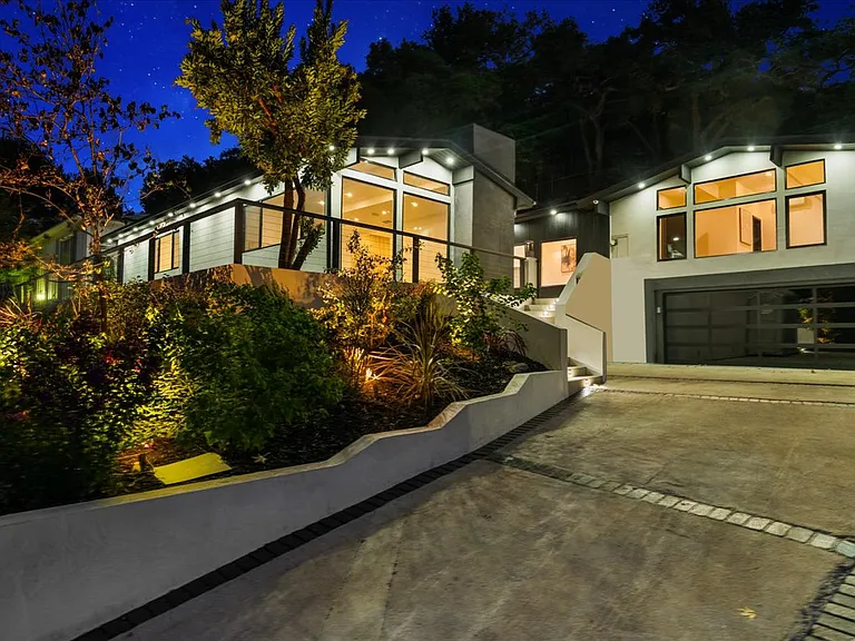 3873 Royal Woods Dr — Photo 43