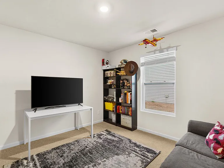 394 Coconut Dr — Photo 10