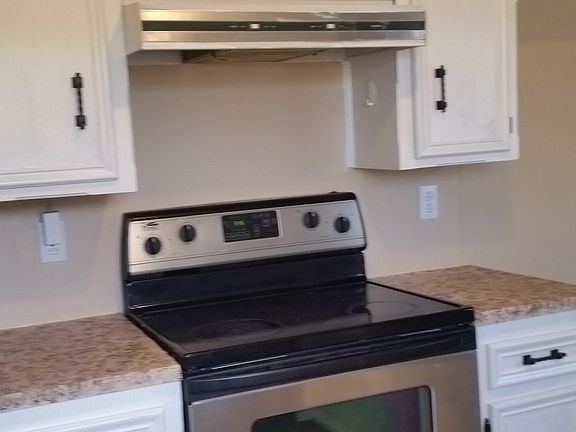 4th image of 1208 E Ward St