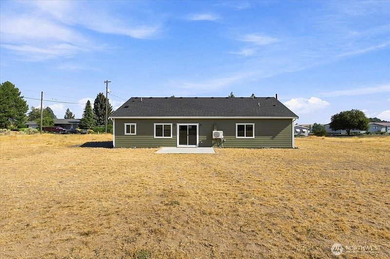 4th image of 620 SW Regent Ave