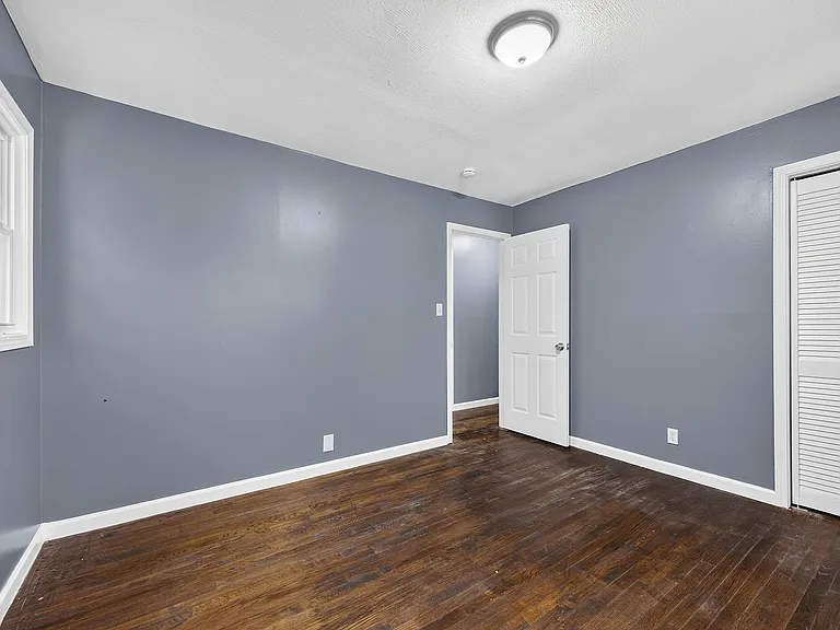 4009 Lindwood Dr — Photo 22