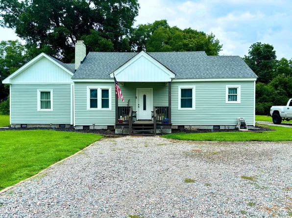 1106 Belvidere Road, Belvidere, NC 27919