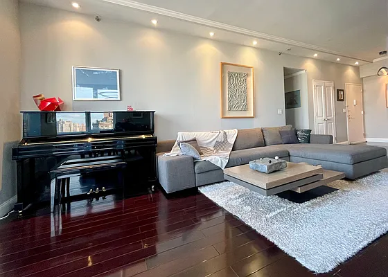 Sold by Keller Williams NYC | media 2