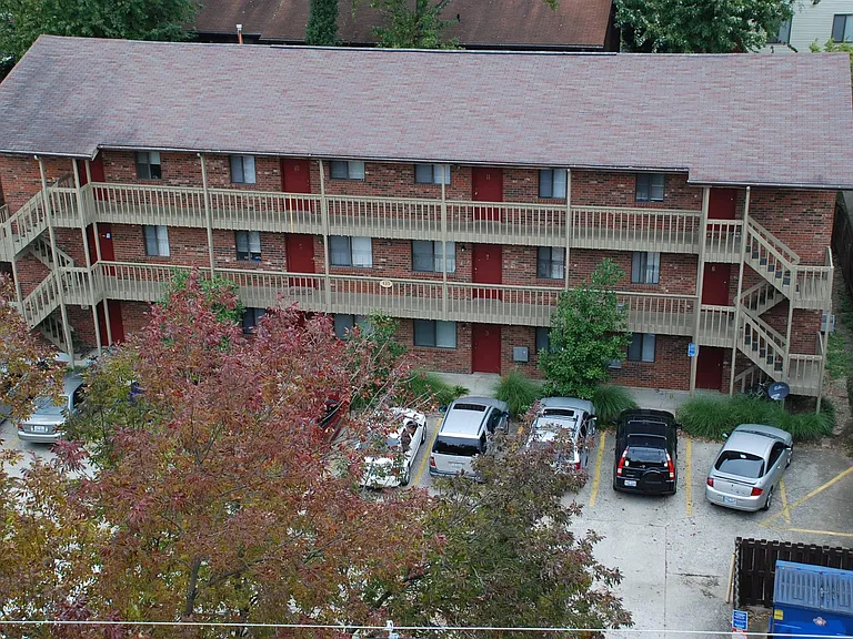 135 Transcript Avenue — Photo 16