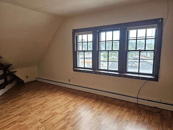 5th image of 271 Nashua St #4
