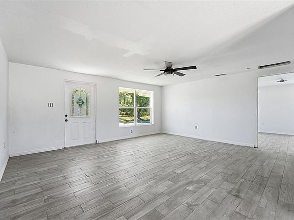 4th image of 4530 Cazes Ave