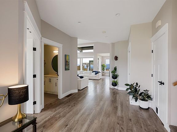 5th image of 6338 Nevilane Dr