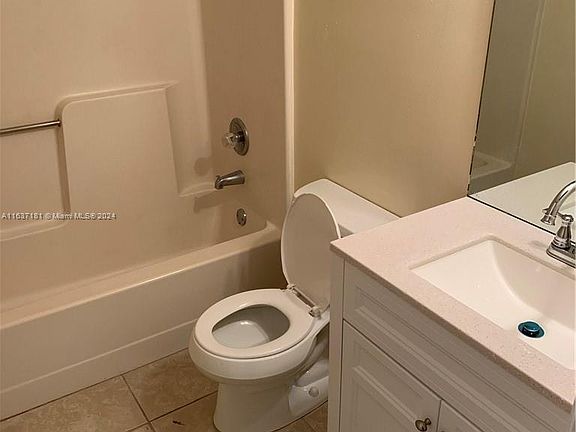 5th image of 8061 Southgate Blvd APT I3