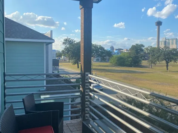 643 Leigh St #1, San Antonio, TX 78210