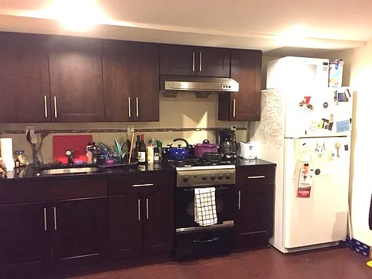 Rented by Nooklyn NYC LLC | media 46