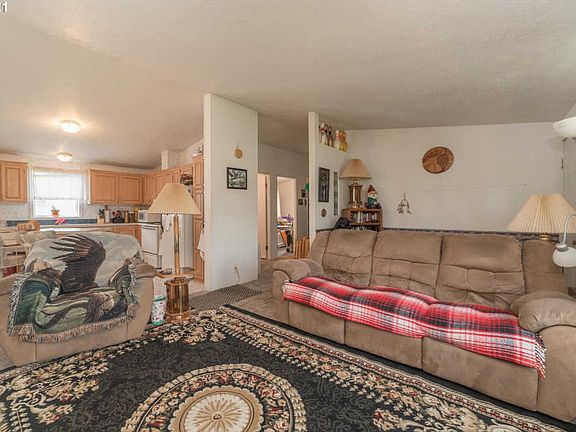 4th image of 6814 NE 110th Ave