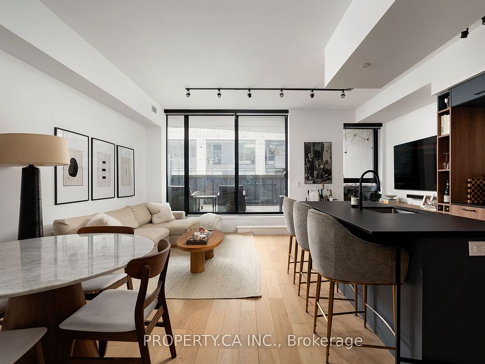 1st image of 41 Dovercourt Rd #302