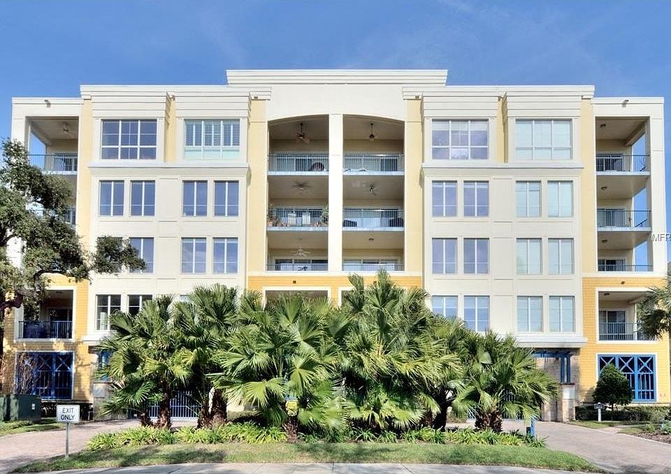 1st image of 509 W Bay St Unit 202