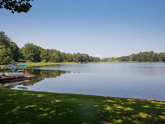 352 minkler lake rd-126