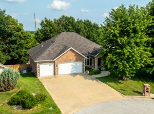 3326 S Juniper Avenue, Springfield, MO 65804