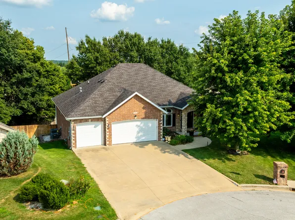 3326 S Juniper Avenue, Springfield, MO 65804