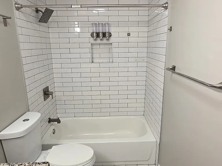 325 Winding River Dr #E — Photo 15