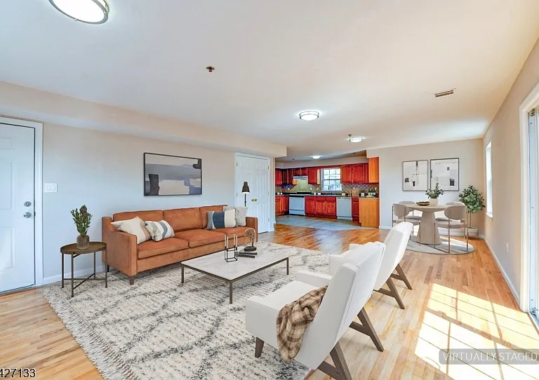 15-21 Oraton St #2 — Photo 1