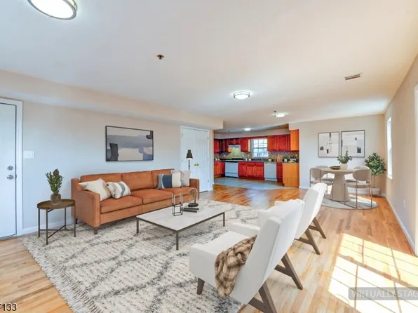 15-21 Oraton St APT 2, Newark, NJ 07104