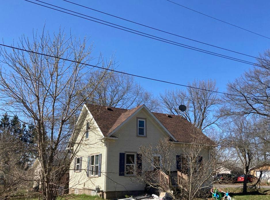 312 Main St W, Hinckley, MN 55037 Zillow