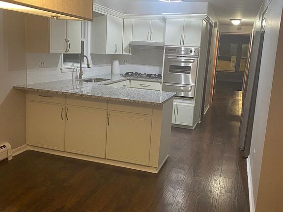 3rd image of 5814 S Archer Ave S #2