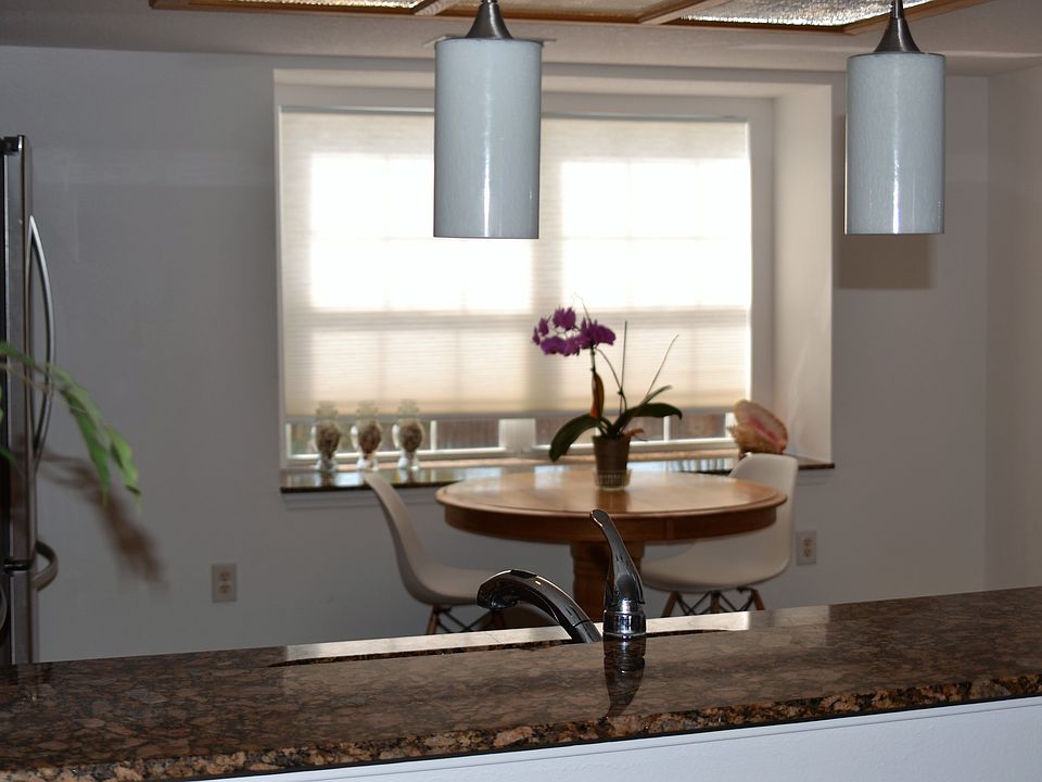 Bay Window Eating Area