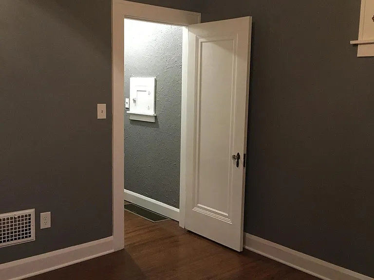4401 Walker Ave — Photo 8