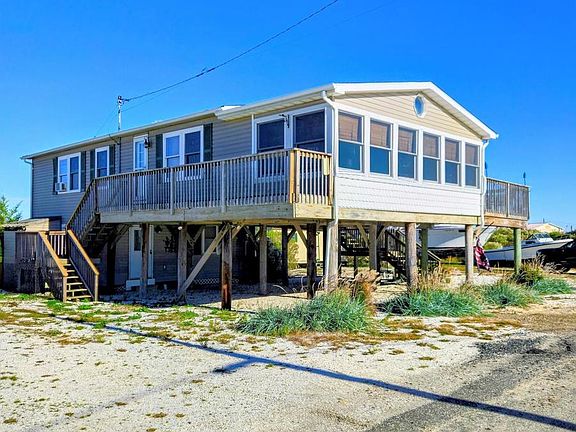 2nd image of 167 Cove Rd