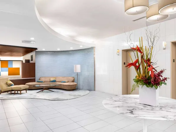 310 East 46th Street image 2 of 7