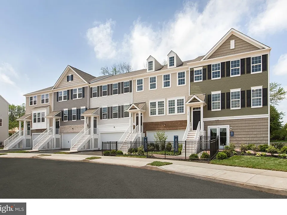 134 Admiral Ln