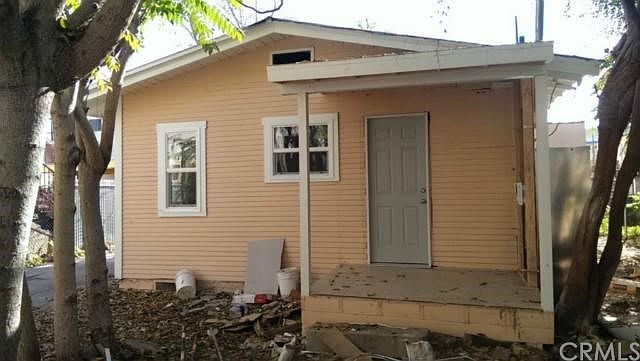 2nd image of 3249 Walnut St