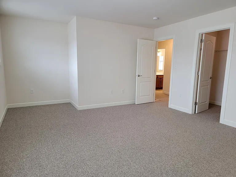 5231 Summerfield Dr — Photo 17