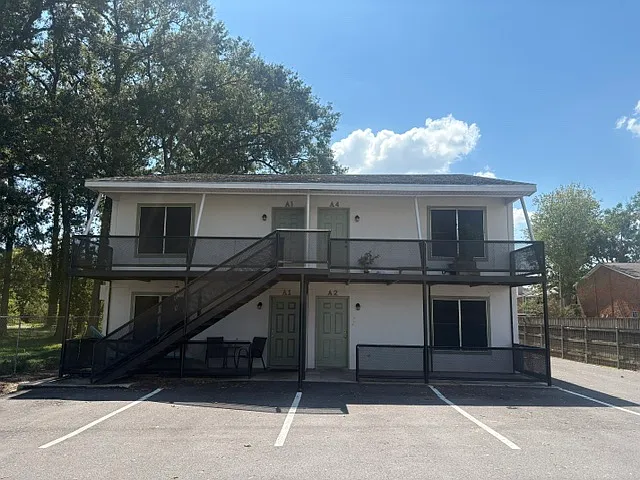 1825 Eraste Landry Rd — Photo 2