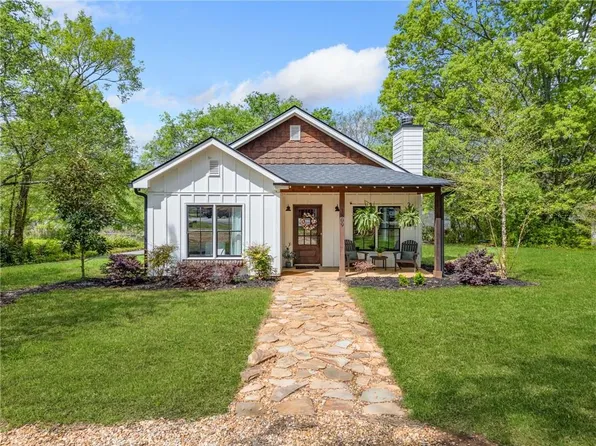 1809 Cassville Rd NW, Cartersville, GA 30121