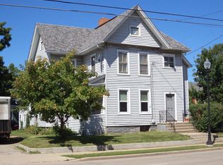 Jackson, 621/405 Amherst, Oshkosh, WI 54901